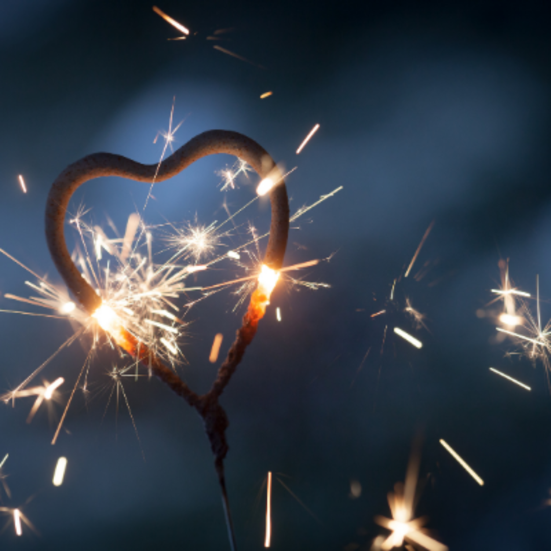 Heart 4" Cake Sparklers (5 Pack) by Hallmark Fireworks - Buy 1 Get 1 Free - Coventry Fireworks King